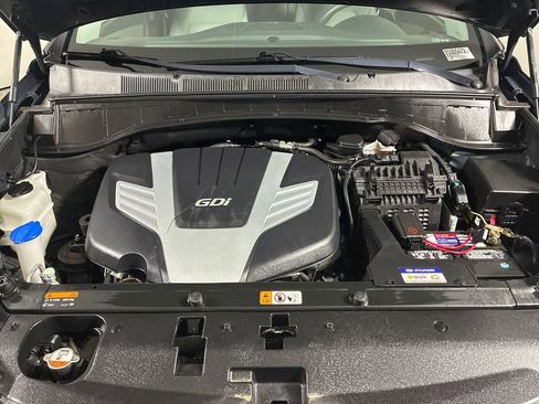 Used 2018 Hyundai Santa Fe SE AWD/4WD image 36