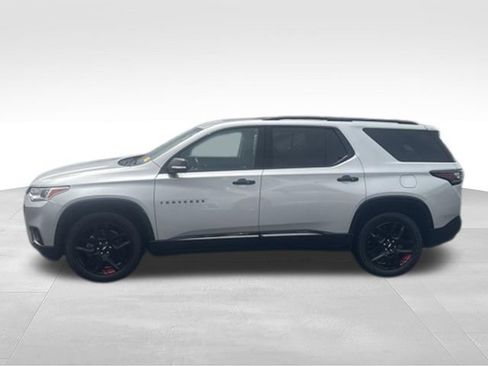 Used 2020 Chevrolet Traverse Premier w/ Redline Edition AWD/4WD image 5