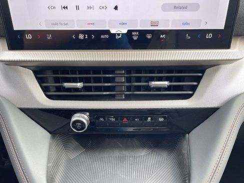 New 2026 Ford Explorer Active w/ Active Comfort Package AWD/4WD image 20