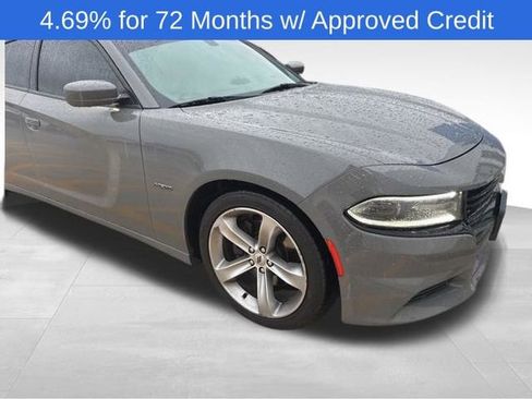 Used 2018 Dodge Charger R/T RWD image 1