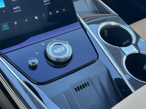 New 2025 Cadillac Escalade IQ Luxury 2 image 22