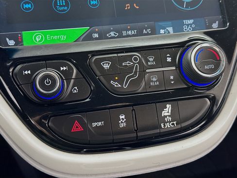 Used 2019 Chevrolet Bolt LT image 17