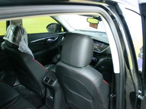 Used 2023 Buick Envision Essence w/ Sport Touring Package image 10