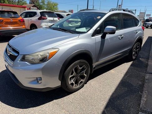 Used 2014 Subaru Crosstrek 2.0i Limited w/ Popular Package #2 AWD/4WD image 3