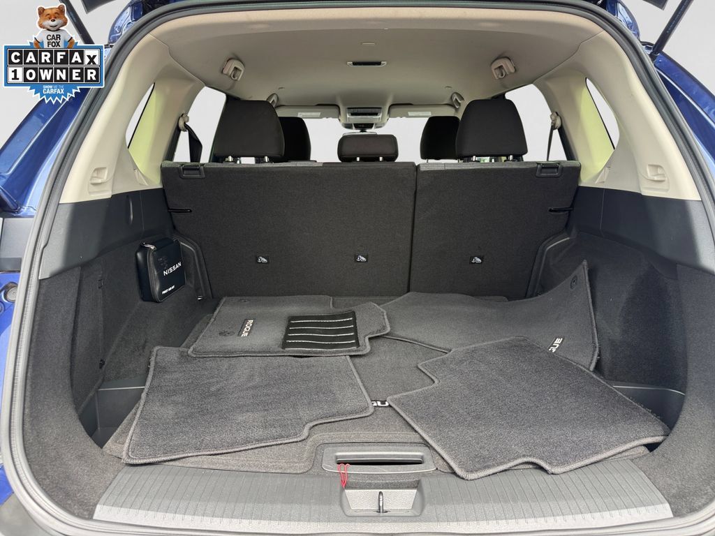 Certified 2023 Nissan Rogue SV AWD/4WD image 18