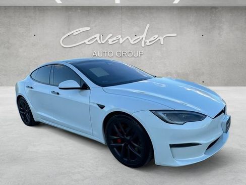 Used 2023 Tesla Model S Plaid AWD/4WD image 2