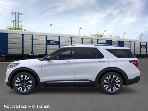 New 2026 Ford Explorer Platinum w/ LUX Leather Package image 3