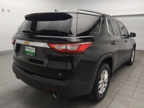 Used 2019 Chevrolet Traverse LT FWD image 9