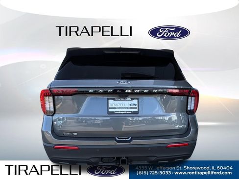 New 2026 Ford Explorer Active image 9
