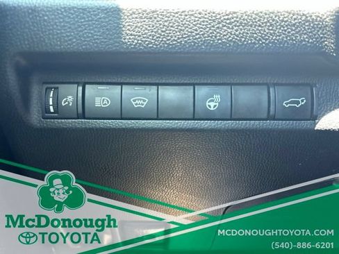 Used 2023 Toyota RAV4 XLE w/ Convenience Package AWD/4WD image 15
