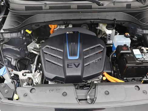 Used 2023 Hyundai Kona SE image 26