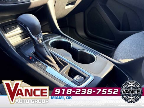 Used 2024 Chevrolet Equinox LT w/ LPO, Floor Liner Package image 24