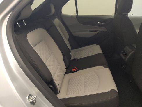 Used 2021 Chevrolet Equinox LS w/ LS Convenience Package image 19