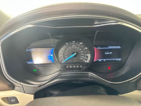 Used 2017 Ford Fusion Platinum AWD/4WD image 27