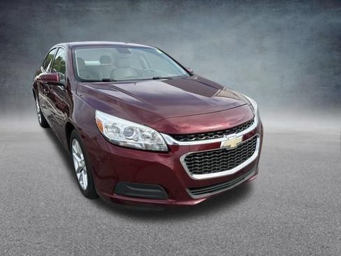 Used 2015 Chevrolet Malibu LT w/ Power Convenience Package FWD image 4