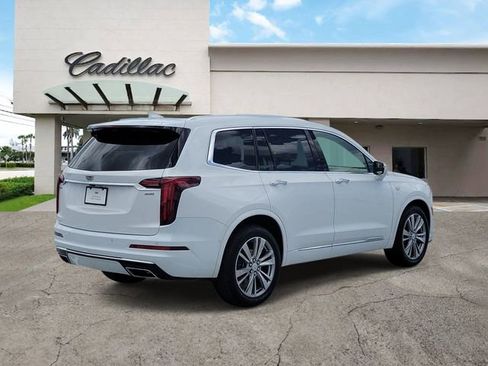 Certified 2024 Cadillac XT6 Premium Luxury w/ Platinum Package AWD/4WD image 5