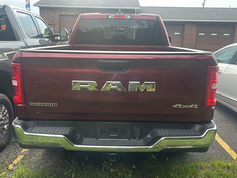 Used 2025 RAM 1500 Big Horn AWD/4WD image 6