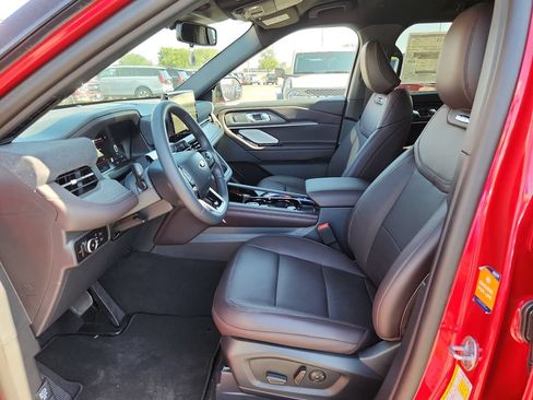 New 2026 Ford Explorer Platinum RWD image 23