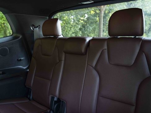 Used 2024 Kia Telluride SX FWD image 19