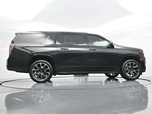 Used 2024 Chevrolet Suburban RST w/ Luxury Package AWD/4WD image 58