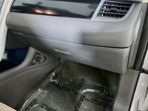 Used 2013 Ford Edge SE FWD image 34