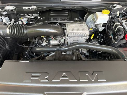 Used 2024 RAM 1500 Laramie RWD image 36