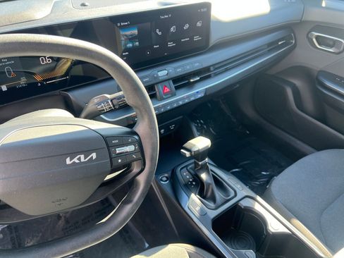 Used 2025 Kia K4 LXS FWD image 20