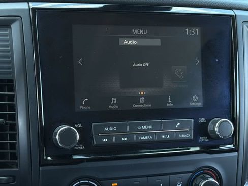 Used 2024 Nissan Titan SV AWD/4WD image 24