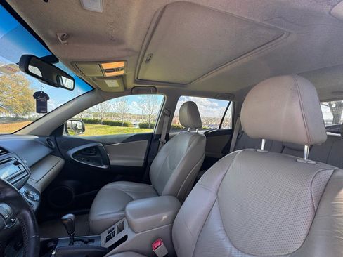 Used 2012 Toyota RAV4 Limited w/ Navigation Value Pkg image 27