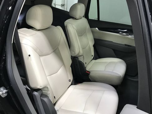 Used 2024 Cadillac XT6 Premium Luxury w/ LPO, Floor Liner Package AWD/4WD image 25