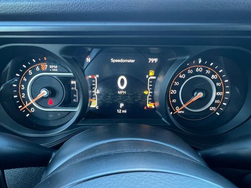 New 2025 Jeep Gladiator Willys image 23