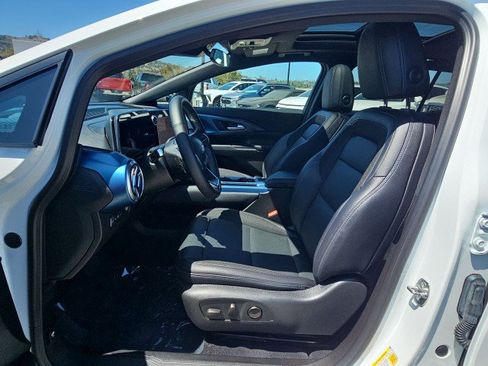 Used 2024 Chevrolet Equinox EV LT w/ LPO, Blackout Package FWD image 19