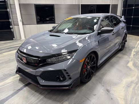 Used 2019 Honda Civic Type R image 4
