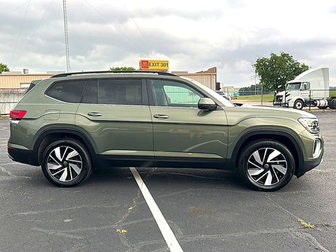 Used 2026 Volkswagen Atlas SE AWD/4WD image 9