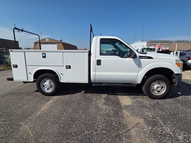 Used 2016 Ford F250 XL AWD/4WD image 2