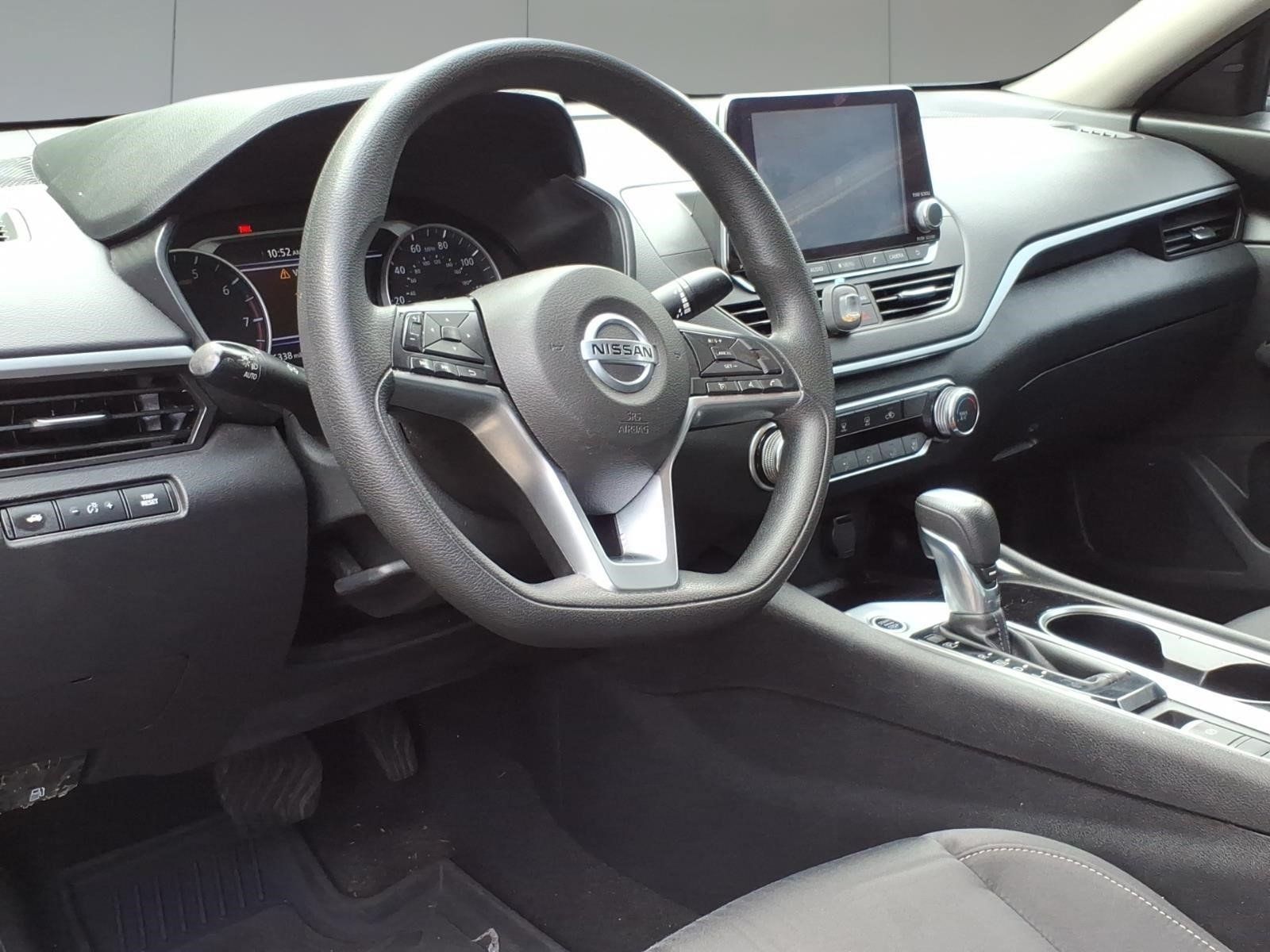 Used 2021 Nissan Altima 2.5 SV AWD/4WD image 9