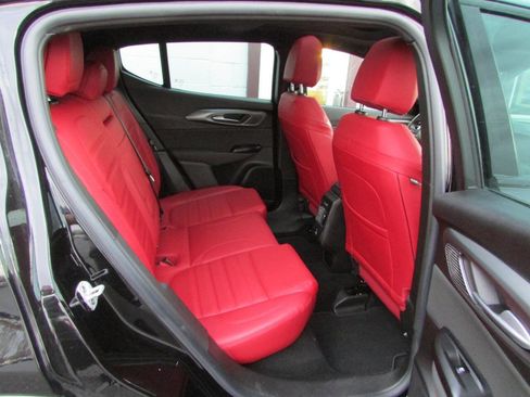 Used 2024 Dodge Hornet R/T Plus w/ Tech Pack Plus w/o Parking image 8