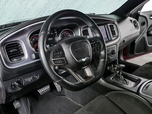 Used 2020 Dodge Charger Scat Pack RWD image 4