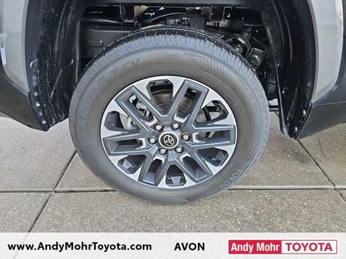 Used 2024 Toyota Tundra Limited image 40