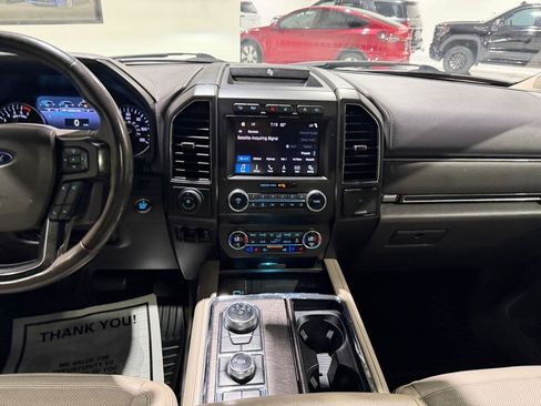Used 2019 Ford Expedition Limited w/ Texas Edition Package AWD/4WD image 22