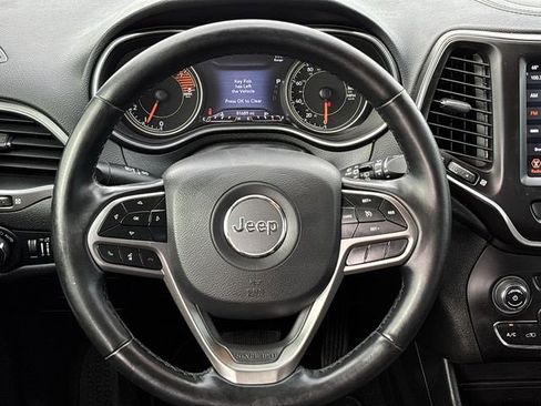 Used 2021 Jeep Cherokee Latitude Lux w/ Comfort/Convenience Group image 11