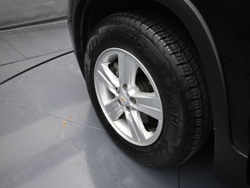 Used 2020 Chevrolet Trax LS image 27