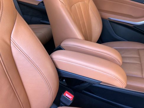 Used 2022 BMW X7 xDrive40i w/ M Sport Package image 28