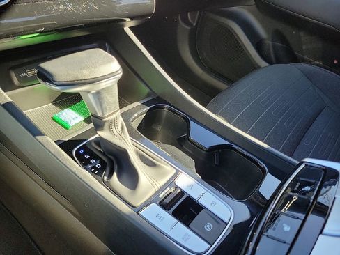 Used 2023 Hyundai Santa Cruz SEL image 16