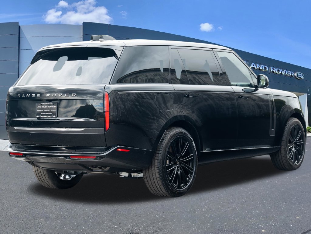 New 2027 Land Rover Range Rover Long Wheelbase SE AWD/4WD image 4