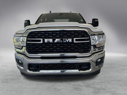 Used 2024 RAM 2500 Big Horn AWD/4WD image 12