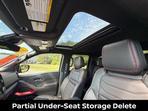 Certified 2025 Nissan Frontier PRO-4X w/ Pro Premium Package AWD/4WD image 28