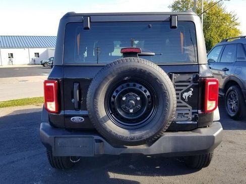 Used 2022 Ford Bronco Base image 5