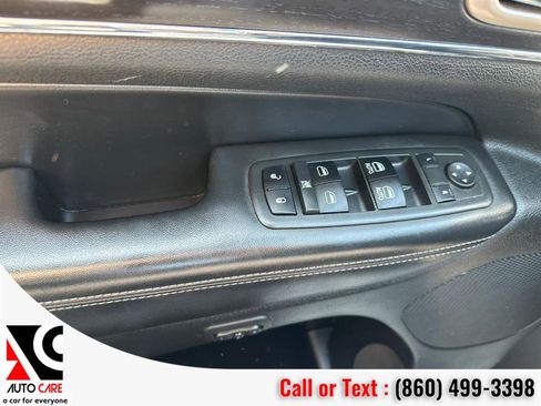 Used 2014 Jeep Grand Cherokee Limited image 18