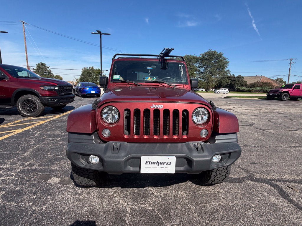 Used 2010 Jeep Wrangler Sahara w/ Dual Top Group AWD/4WD image 7
